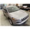 Image 10 : 2015 JEEP CHEROKEE, SILVER, 172185 KMS, 4X4. - D698572