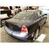 Image 15 : 2004 VW PASSAT, BLUE, 301456 KMS, FRONT WHEEL DRIVE. - B324814