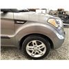 Image 25 : 2011 KIA SOUL, GREY, 189582 KMS, FRONT WHEEL DRIVE. - D253803