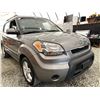 Image 8 : 2011 KIA SOUL, GREY, 189582 KMS, FRONT WHEEL DRIVE. - D253803