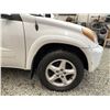 Image 25 : 2001 TOYOTA RAV 4, WHITE, 377699 KMS, ALL WHEEL DRIVE. - B028499