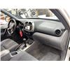 Image 38 : 2001 TOYOTA RAV 4, WHITE, 377699 KMS, ALL WHEEL DRIVE. - B028499
