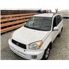 Image 4 : 2001 TOYOTA RAV 4, WHITE, 377699 KMS, ALL WHEEL DRIVE. - B028499