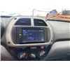 Image 52 : 2001 TOYOTA RAV 4, WHITE, 377699 KMS, ALL WHEEL DRIVE. - B028499