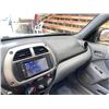 Image 53 : 2001 TOYOTA RAV 4, WHITE, 377699 KMS, ALL WHEEL DRIVE. - B028499