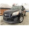 Image 1 : 2015 CHEVY TRAX, BLACK, 267694 KMS, ALL WHEEL DRIVE. - D125719
