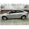 Image 23 : 2011 CHEVY CRUZE, SILVER, 199945 KMS, NO RESERVE!!! FRONT WHEEL DRIVE. - D110122
