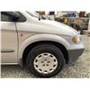 Image 25 : 2002 DODGE CARAVAN, GREY, 183321 KMS, FRONT WHEEL DRIVE. - P598517