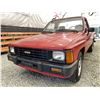 Image 2 : 1986 TOYOTA PICK UP, RED, 265742 KMS, NO RESERVE - D184049