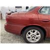 Image 27 : 2002 OLDSMOBILE INTRIGUE, RED, TMU KMS, FRONT WHEEL DRIVE. - B276965