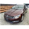 Image 3 : 2013 VOLKSWAGEN PASSAT SEL, RED, 158947 KMS, FRONT WHEEL DRIVE. - D075125