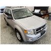 Image 10 : 2008 FORD ESCAPE, SILVER, 173494 KMS, FRONT WHEEL DRIVE. - BA65184