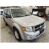 Image 9 : 2008 FORD ESCAPE, SILVER, 173494 KMS, FRONT WHEEL DRIVE. - BA65184