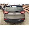 Image 18 : 2015 JEEP CHEROKEE, SILVER, 172185 KMS, 4X4. - D698572