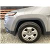 Image 31 : 2015 JEEP CHEROKEE, SILVER, 172185 KMS, 4X4. - D698572