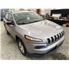 Image 9 : 2015 JEEP CHEROKEE, SILVER, 172185 KMS, 4X4. - D698572