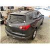 Image 16 : 2011 CHEVROLET TRAVERSE, GREY, 215959 KMS, FRONT WHEEL DRIVE. - D261950