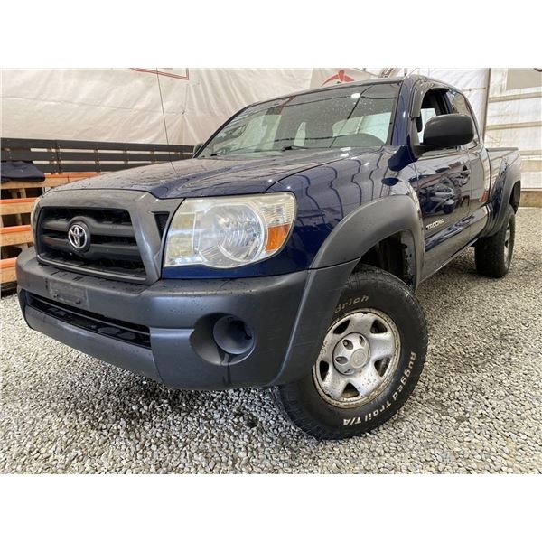 2008 TOYOTA TACOMA, BLUE, 223948 KMS, 4X4. - D489861