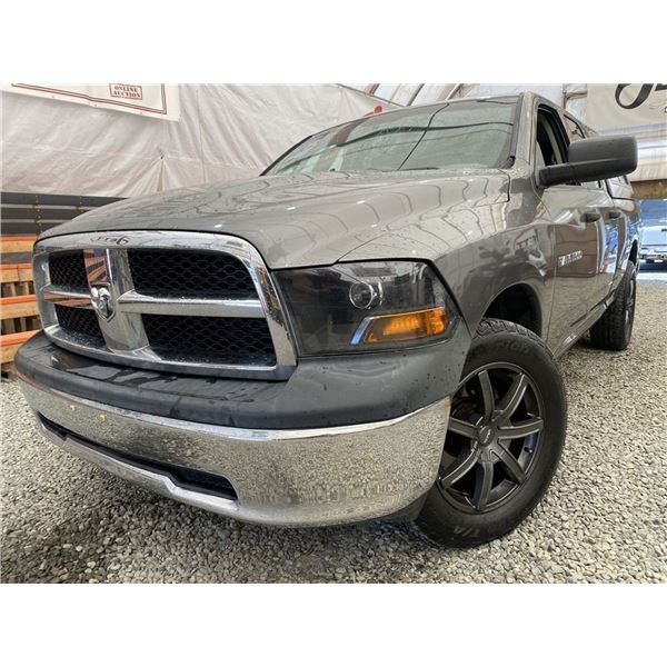 2011 DODGE RAM 1500, GREY, 215223 KMS, 4X4. - D641732