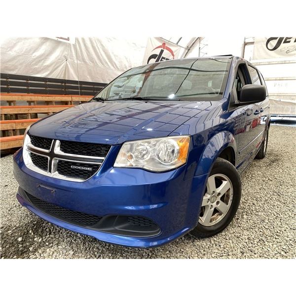 2011 DODGE GRAND CARAVAN, BLUE, 195556 KMS, FRONT WHEEL DRIVE. - D761822
