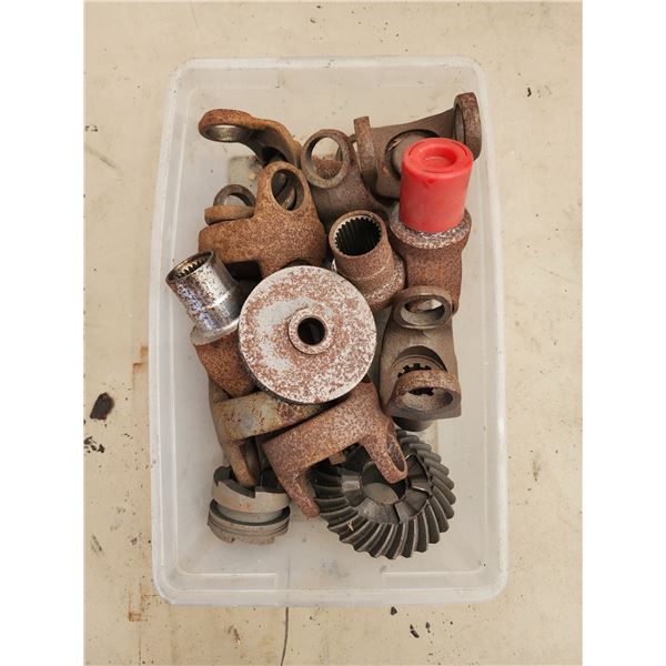 706 -- Mixed Lot of Parts