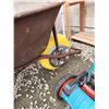Image 3 : 739 -- Yard Lot