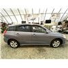 Image 11 : 2003 TOYOTA MATRIX, BLUE, 52821 KMS, FRONT WHEEL DRIVE. - B712387