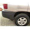 Image 27 : 2005 GMC ENVOY, SILVER, TMU KMS, 4X4. - B239987
