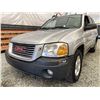 Image 2 : 2005 GMC ENVOY, SILVER, TMU KMS, 4X4. - B239987