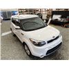 Image 10 : 2016 KIA SOUL, WHITE, 147595 KMS, FRONT WHEEL DRIVE. - D409158