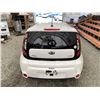 Image 19 : 2016 KIA SOUL, WHITE, 147595 KMS, FRONT WHEEL DRIVE. - D409158
