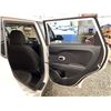 Image 41 : 2016 KIA SOUL, WHITE, 147595 KMS, FRONT WHEEL DRIVE. - D409158