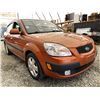 Image 8 : 2009 KIA RIO, ORANGE, 219772 KMS, FRONT WHEEL DRIVE. - D563727