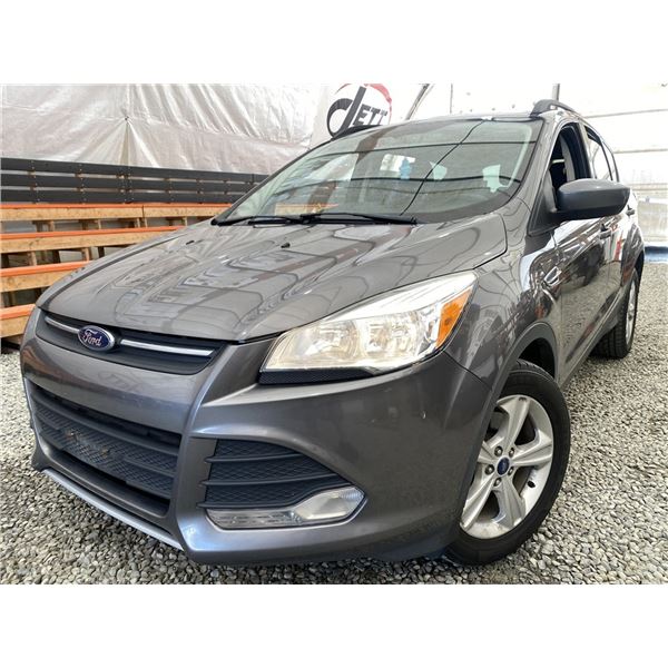 2014 FORD ESCAPE, GREY, 329129  KMS, FOUR WHEEL DRIVE. - JA17104