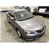 Image 10 : 2005 MAZDA 3, GREY, 261828 KMS, FRONT WHEEL DRIVE. - B346177