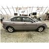 Image 11 : 2005 MAZDA 3, GREY, 261828 KMS, FRONT WHEEL DRIVE. - B346177