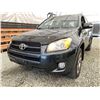 Image 2 : 2012 TOYOTA RAV 4, GREEN, 210753 KMS, FOUR WHEEL DRIVE. - D232293