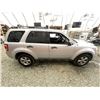 Image 12 : 2011 FORD ESCAPE, SILVER, 211194 KMS, FRONT WHEEL DRIVE. - DB93431