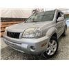 Image 1 : 2006 NISSAN XTRAIL, SILVER, 263151 KMS, 4X4. - D210361
