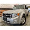 Image 1 : 2008 FORD ESCAPE, SILVER, 244596 KMS, FRONT WHEEL DRIVE. - DA00814