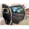 Image 46 : 2008 FORD ESCAPE, SILVER, 244596 KMS, FRONT WHEEL DRIVE. - DA00814