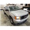 Image 10 : 2011 GMC SIERRA, SILVER, 275903 KMS, 4X4. - D348404