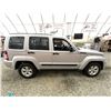 Image 11 : 2012 JEEP LIBERTY, SILVER, 228410 KMS, FOUR WHEEL DRIVE. - D101883