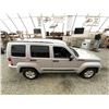 Image 13 : 2012 JEEP LIBERTY, SILVER, 228410 KMS, FOUR WHEEL DRIVE. - D101883