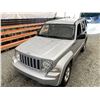 Image 4 : 2012 JEEP LIBERTY, SILVER, 228410 KMS, FOUR WHEEL DRIVE. - D101883