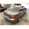 Image 16 : 2011 KIA RIO, GREY, 223159 KMS, FRONT WHEEL DRIVE. - B915110