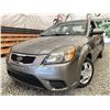 Image 1 : 2011 KIA RIO, GREY, 223159 KMS, FRONT WHEEL DRIVE. - B915110