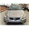 Image 6 : 2011 KIA RIO, GREY, 223159 KMS, FRONT WHEEL DRIVE. - B915110