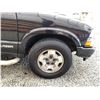 Image 25 : 2005 CHEVY BLAZER, BLACK, 310580 KMS, 4X4. - B107738