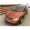 Image 4 : 2013 DODGE JOURNEY, ORANGE, 224108 KMS, FRONT WHEEL DRIVE. - B715501